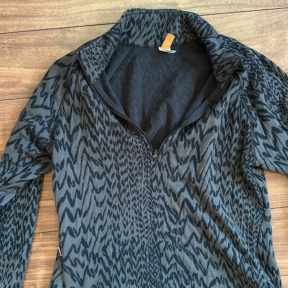 *LAST CHANCE* Lucy Workout Jacket - Picture 2 of 3